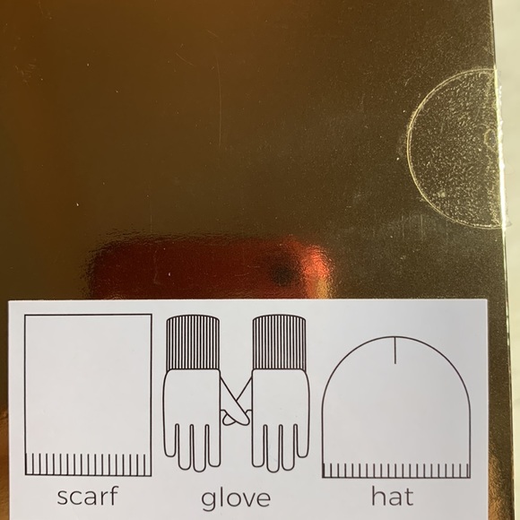 Michael Kors Three Piece Winter Set - Picture 10 of 10